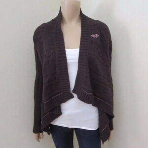Hollister Chunky Knit Cardigan Size XS Sweater